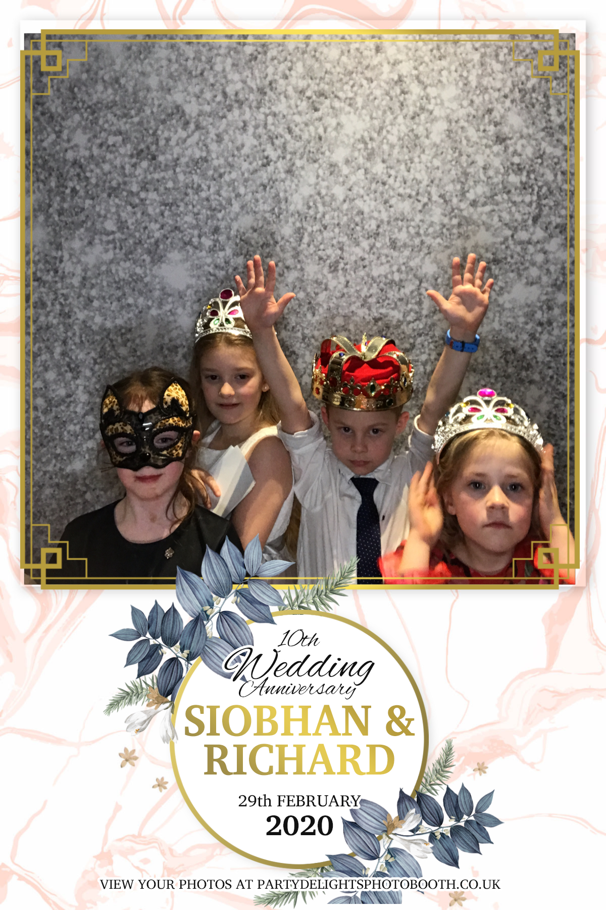 Siobhan and Richards Vow renewal  | View more photos from the event at gallery.partydelightsphotobooth.co.uk/u/PartyDelightsPhotoBooth/Siobhan-and-Richards-Vow-renewal